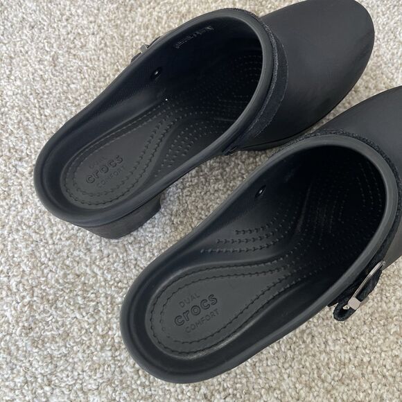 Crocs Women's Sarah Dual Comfort Slip On Mules Clogs Size 9 Black - Picture 6 of 15